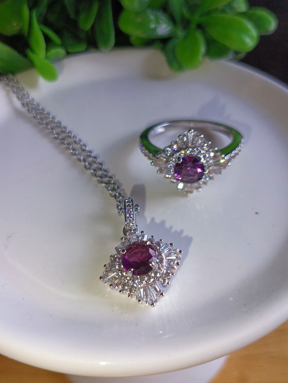 💜 Purple Halo Ring & Necklace Set Size 9